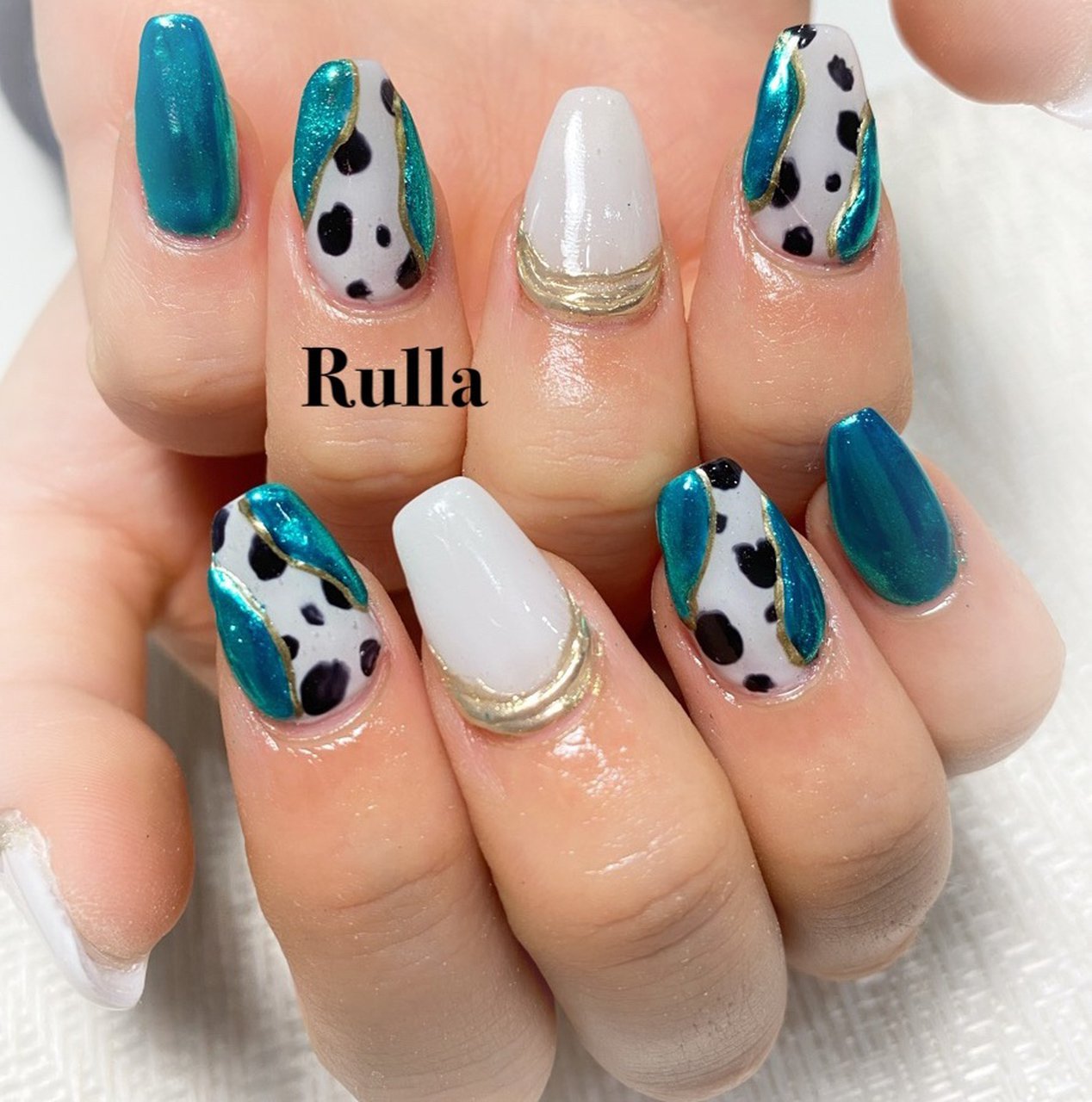 夏 秋 冬 オールシーズン ハンド Rulla Officialのネイルデザイン No ネイルブック