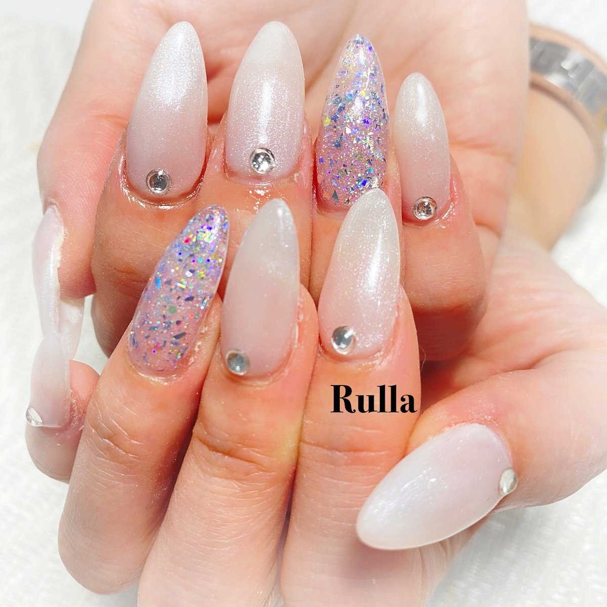 夏 秋 冬 オールシーズン ハンド Rulla Officialのネイルデザイン No ネイルブック