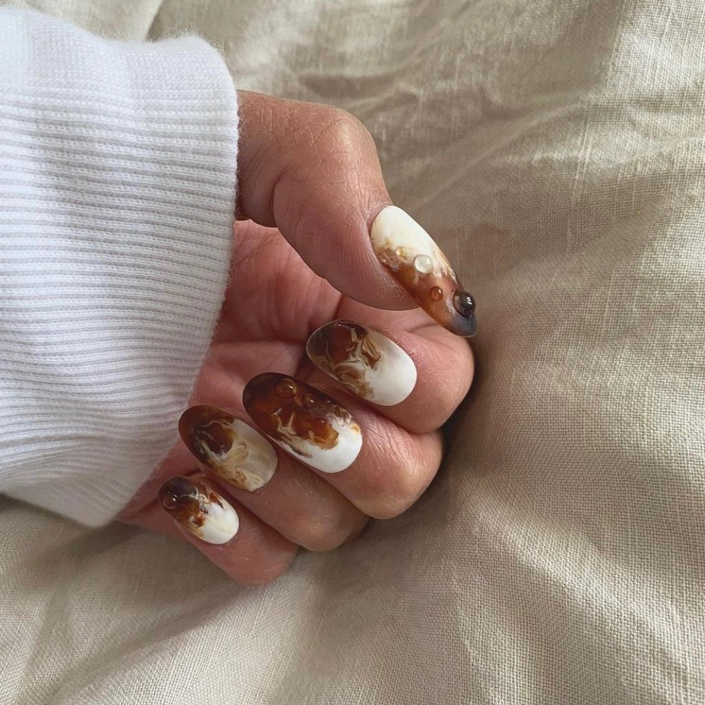 Walnut Nailのネイルデザイン No ネイルブック