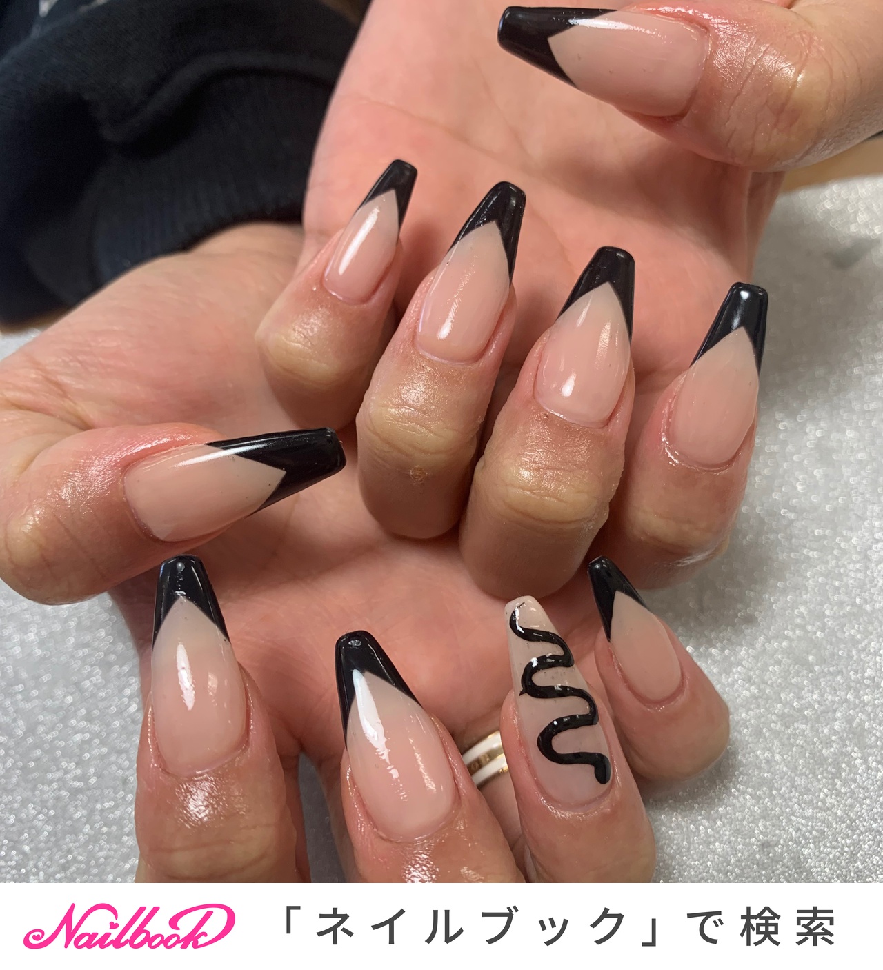 冬 オールシーズン ハンド フレンチ 変形フレンチ Aznailのネイルデザイン No ネイルブック