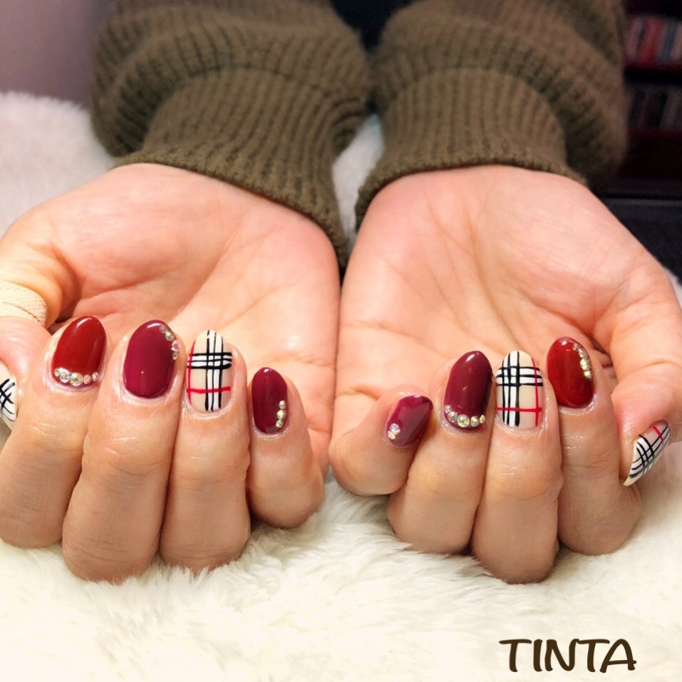 冬 バレンタイン デート 女子会 ハンド Nail Tinta14のネイルデザイン No ネイルブック