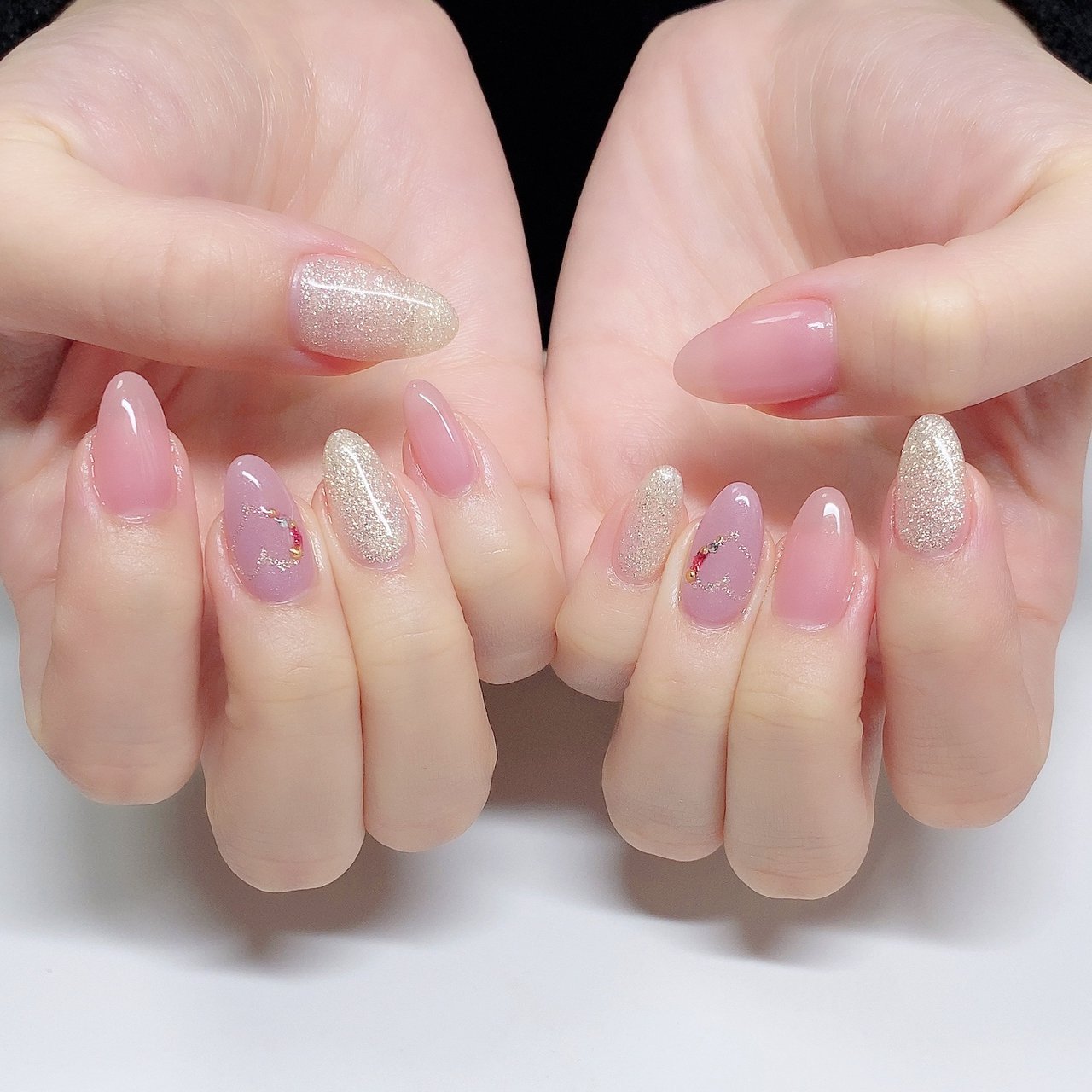 春 オールシーズン バレンタイン ラメ ハート 涼子のネイルデザイン No ネイルブック