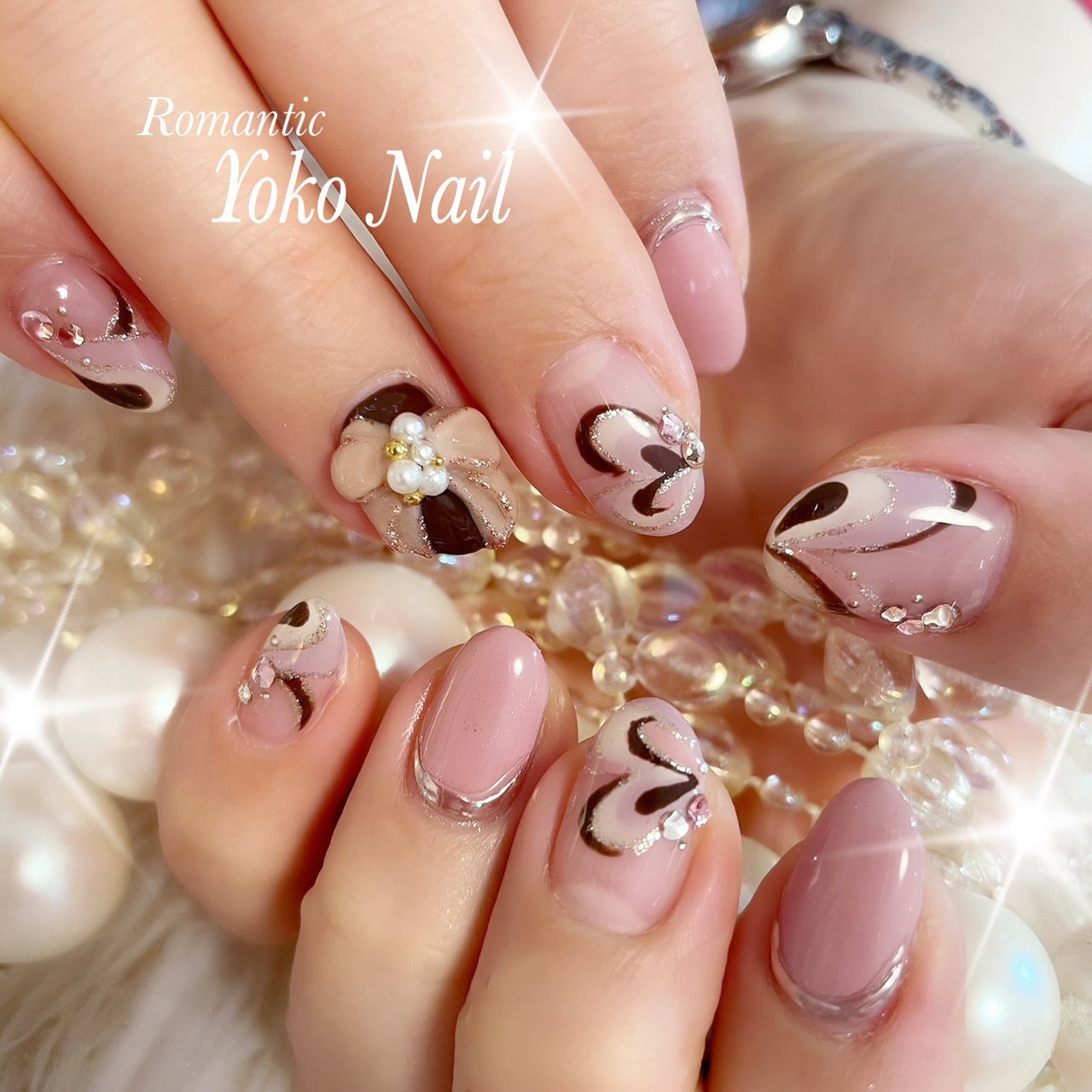 冬/バレンタイン/デート/ビジュー/ハート - Yoko Nailのネイル