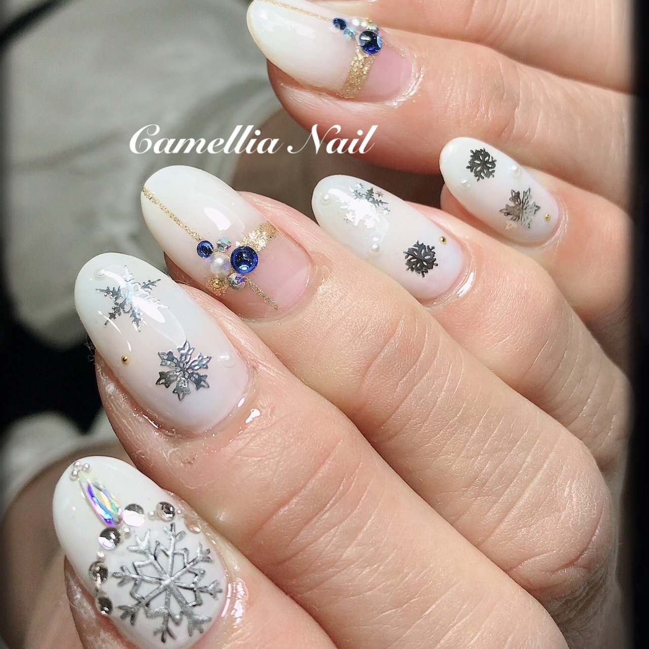 冬 ハンド ノルディック ミディアム ホワイト Camellia Nailのネイルデザイン No ネイルブック