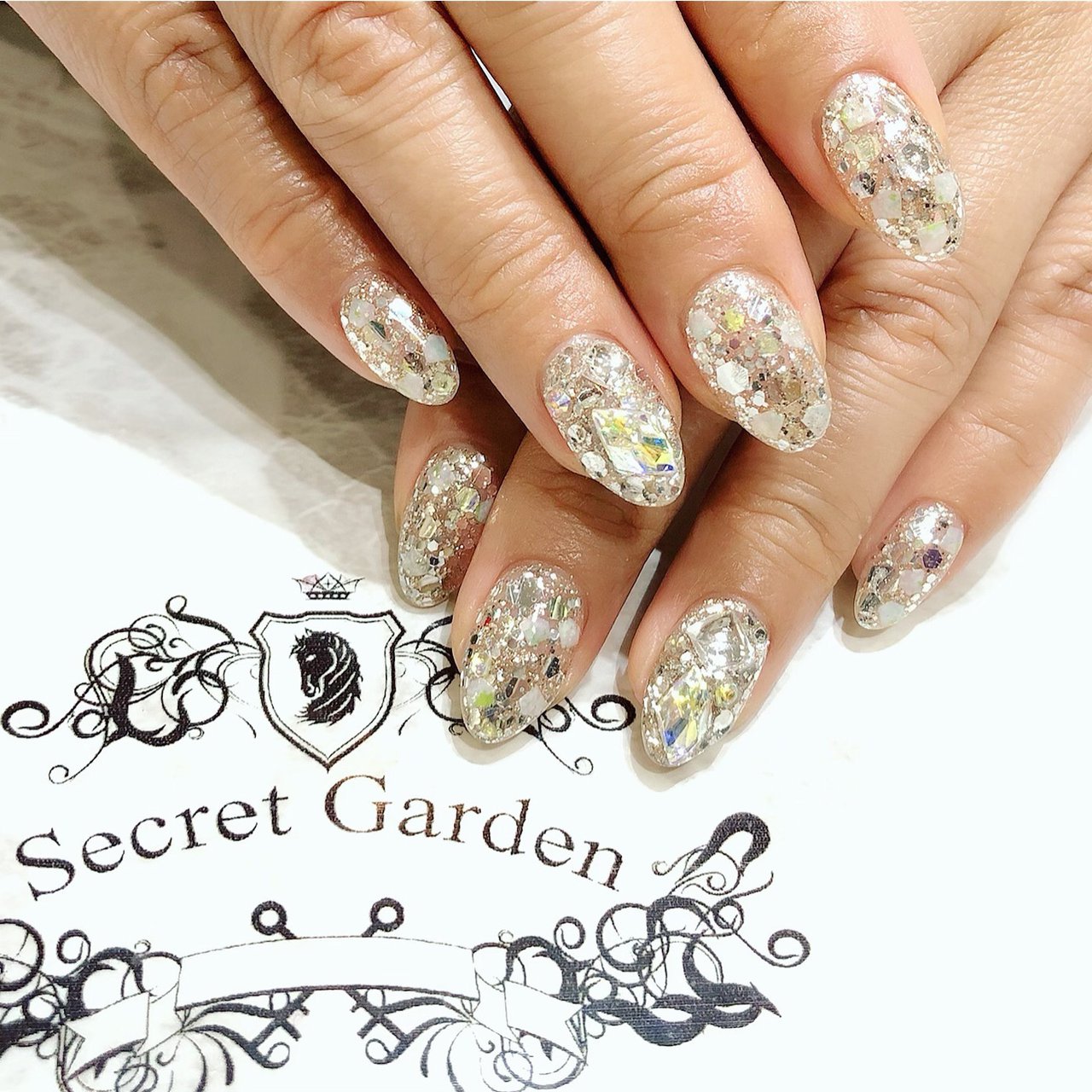 オールシーズン ハンド ホログラム ラメ ワンカラー Secretgardennailのネイルデザイン No ネイルブック