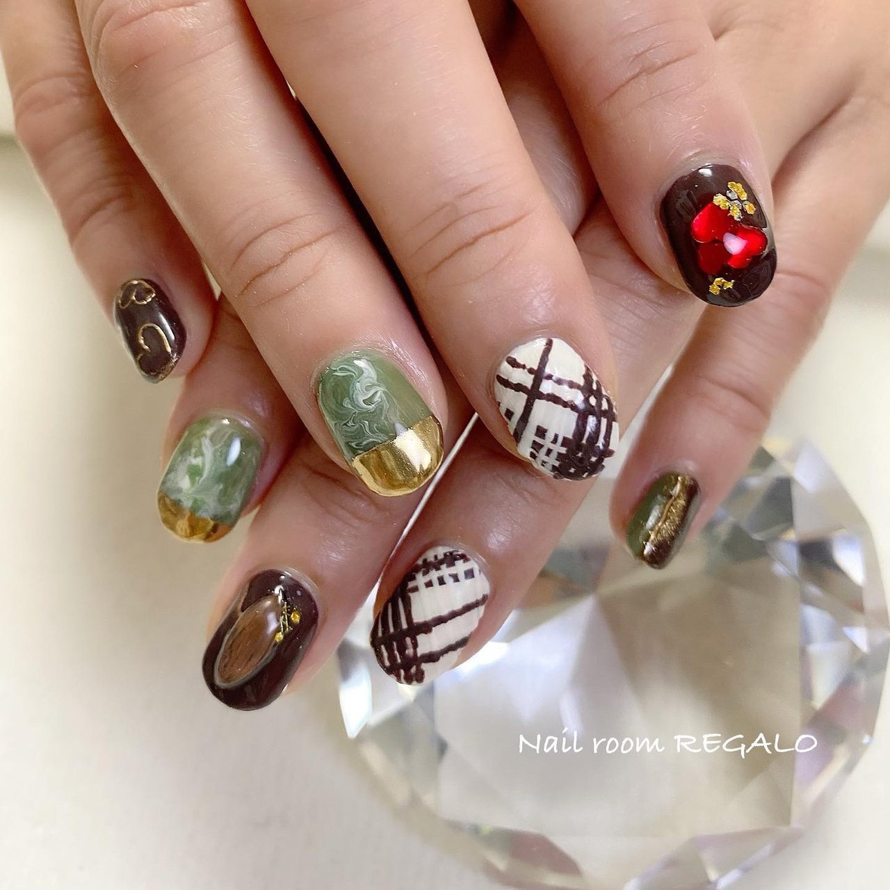 春 バレンタイン ハンド ニュアンス スイーツ Nail Room Regalo ネイル ルーム レガロ のネイル デザイン No ネイルブック