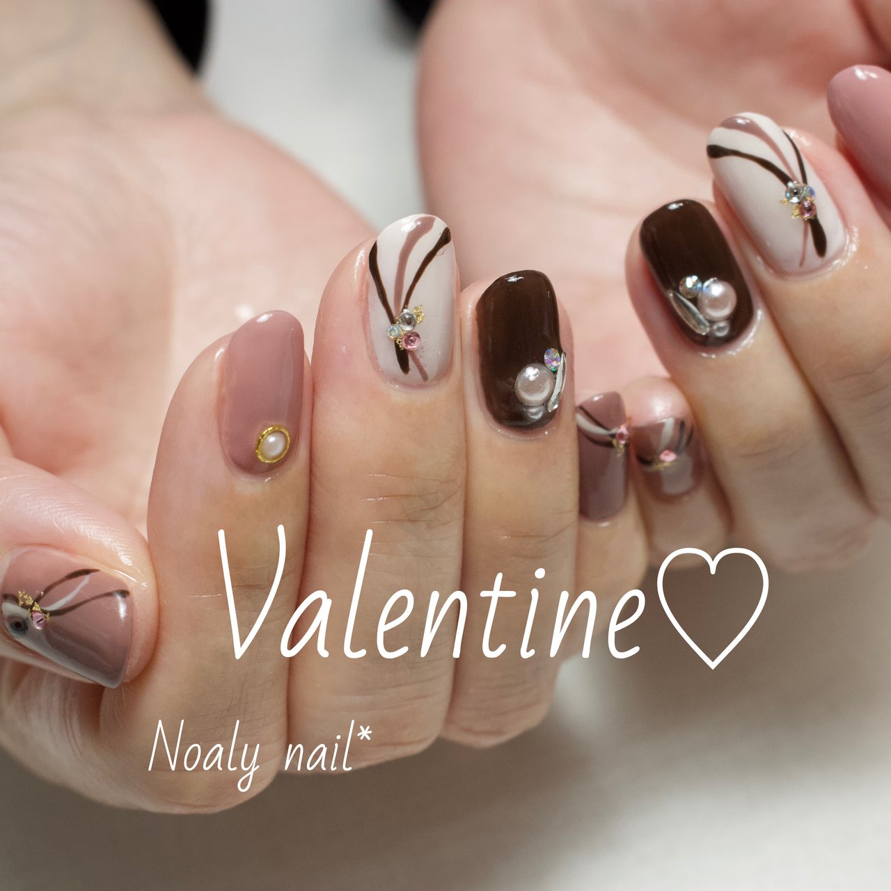 バレンタイン ベージュ ブラウン スモーキー お客様 Noaly Nail のネイルデザイン No ネイルブック