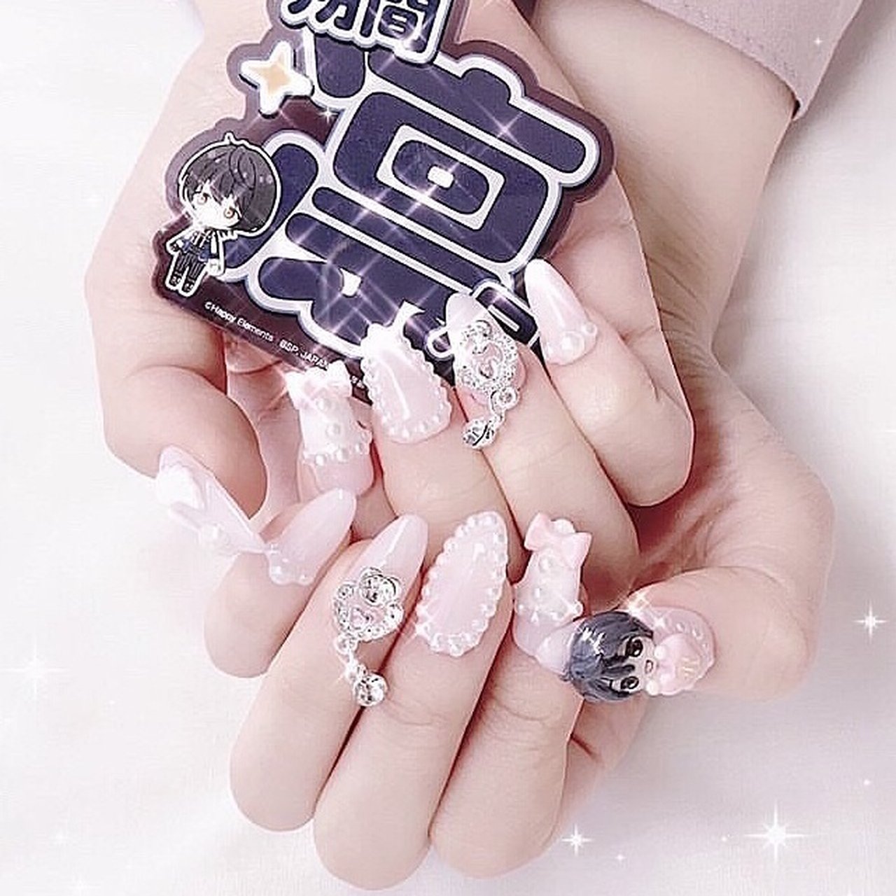 ハンド ハート パール 痛ネイル キャラクター Riri Nail 511のネイルデザイン No ネイルブック