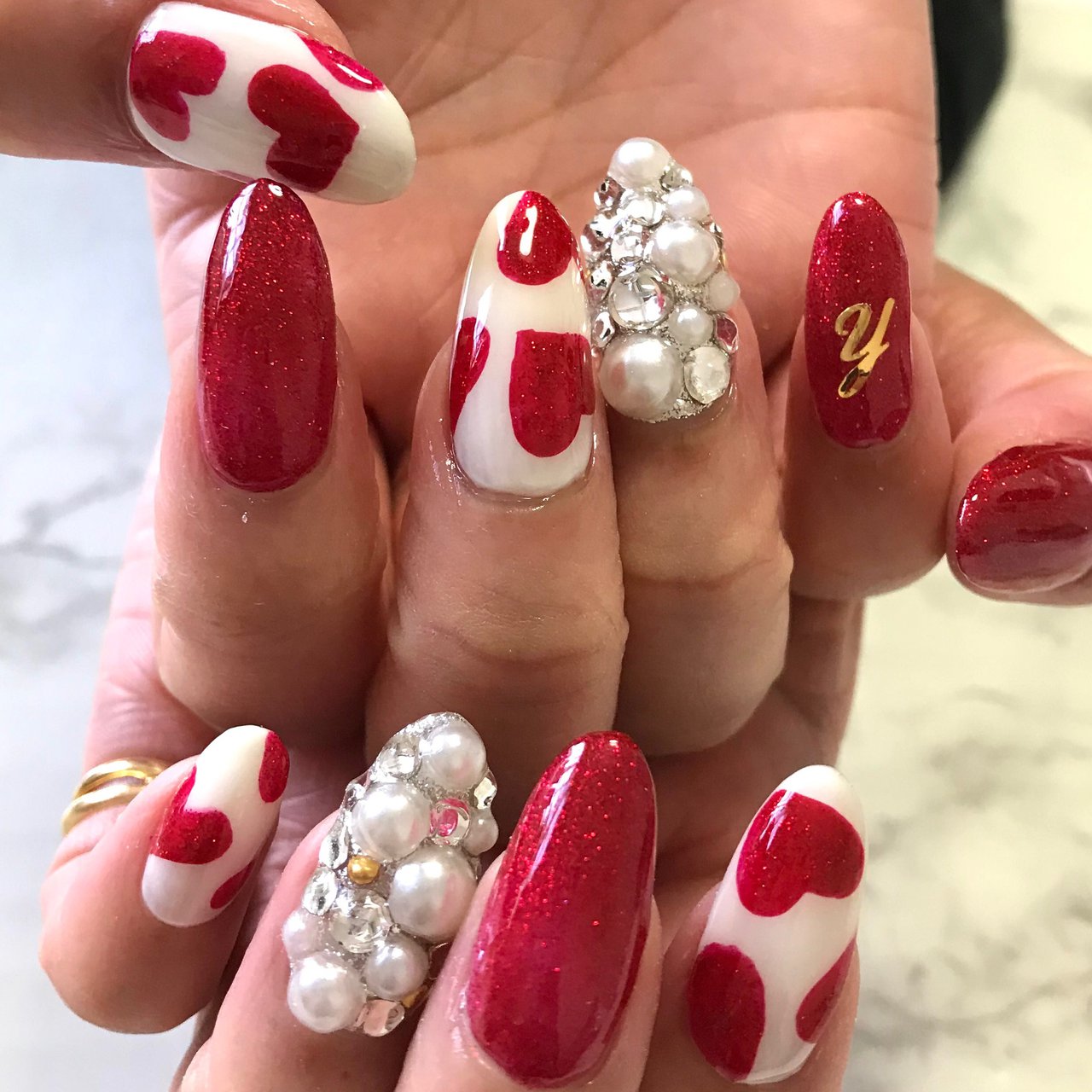 冬 バレンタイン ビジュー ラメ ハート Nail Room Amery のネイルデザイン No ネイルブック