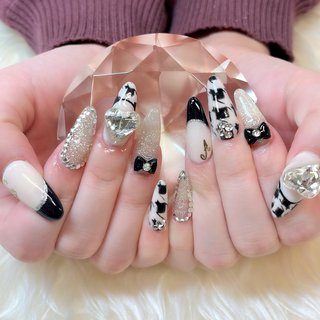 イニシャル/千鳥柄のネイルデザイン｜ネイルブック 