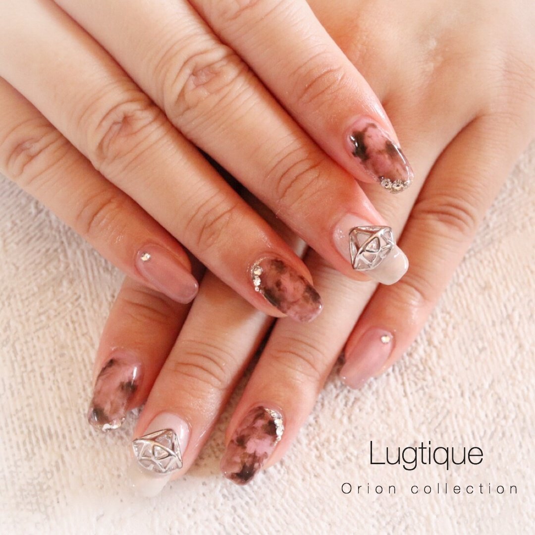 シンプル ビジュー ベージュ ピンク Natsuのネイルデザイン No ネイルブック