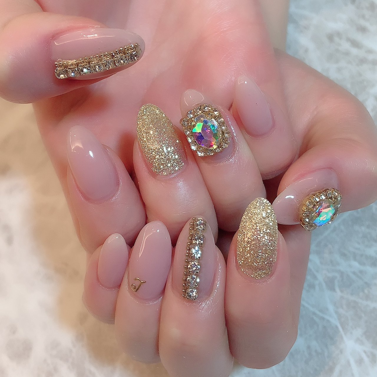 オールシーズン ハンド ビジュー ミディアム クリア Nailsalondecorのネイルデザイン No ネイルブック