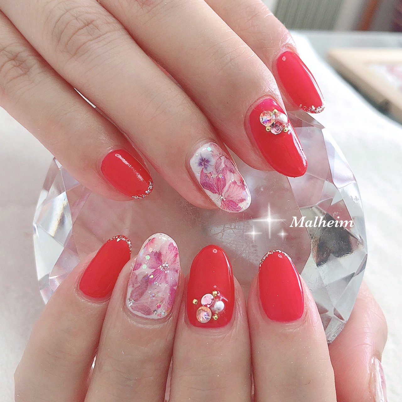 春 バレンタイン デート ハンド シンプル Nails Malheim メルヘイム のネイルデザイン No ネイルブック