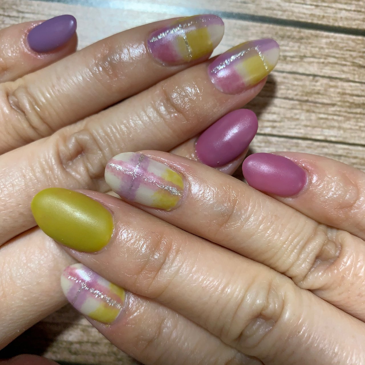 冬 ハンド シンプル ワンカラー チェック Nail Bonitaのネイルデザイン No ネイルブック