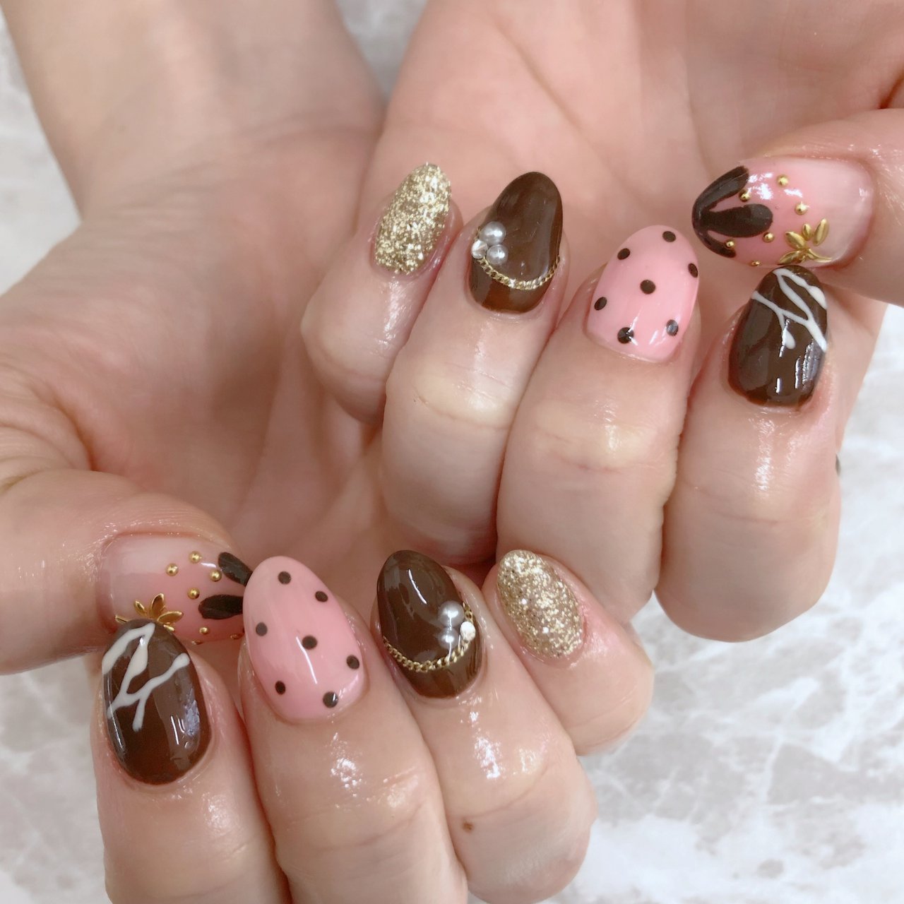 バレンタイン ハンド Kurume Nail Poche 久留米ゆめタウン店 ヘアメイクアージュ のネイルデザイン No ネイル ブック