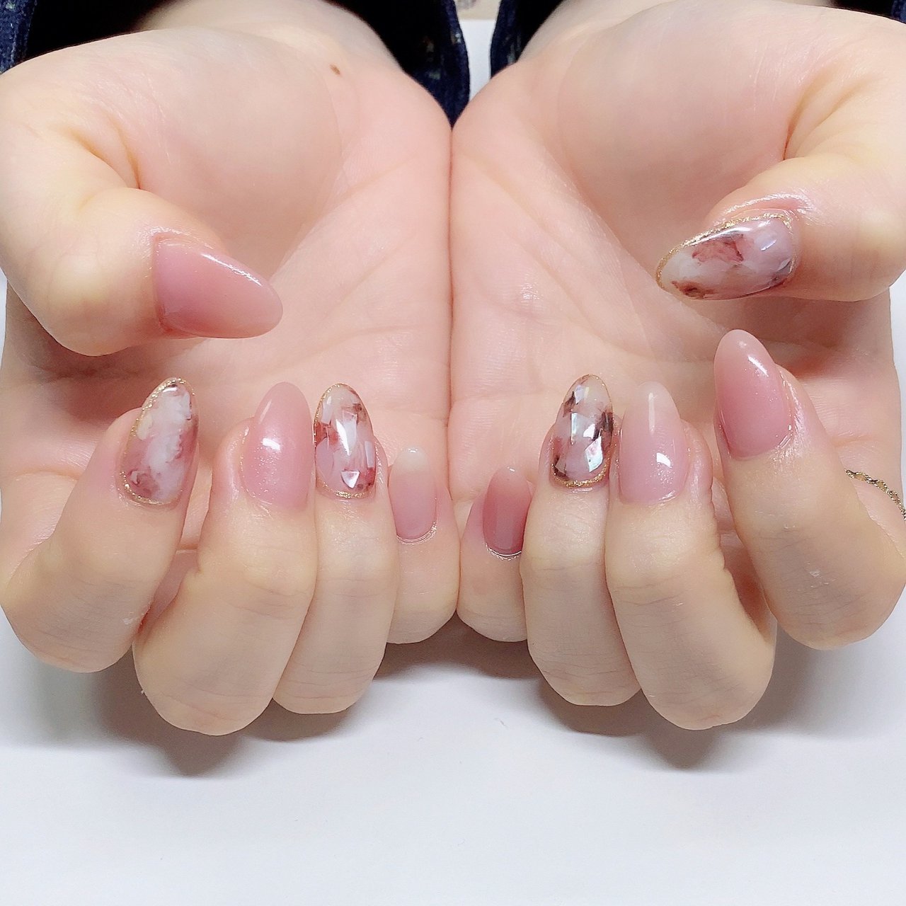 春 秋 オールシーズン オフィス ラメ 涼子のネイルデザイン No ネイルブック