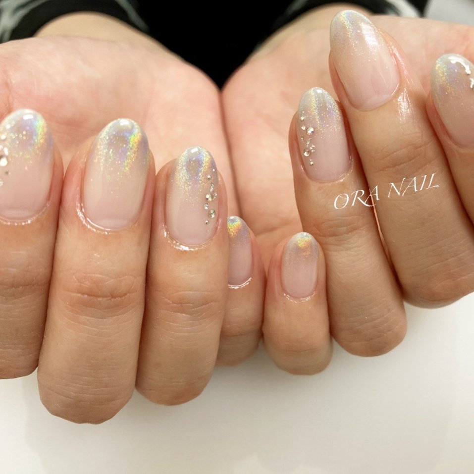 春 オールシーズン ハンド グラデーション ビジュー Ora Nail 旧soh Nail のネイルデザイン No ネイルブック