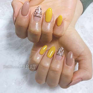 持ち込みデザイン☺︎ レオパード柄🐆✨

2本やり放題コースにカラー追加🙆‍♀️
※やり放題コース注意事項あり

#ジェルネイル#ジェルネイルデザイン#ネイル#ネイルデザイン#ネイルサロン#新宿#新宿ネイル#お洒落ネイル#おしゃれネイル#お洒落さんと繋がりたい#大人可愛い#ネイリスト#個人サロン#可愛い#お洒落#シンプルネイル#ネイル好きな人と繋がりたい#大人ネイル#네일#네일아트#美甲#Nailbook
#nail#nails#nailstagram#nailart #秋 #冬 #オールシーズン #ハンド #変形フレンチ #ワンカラー #アニマル柄 #ベージュ #イエロー #ブラウン #ジェルネイル #お客様 #nailroom_carat #ネイルブック