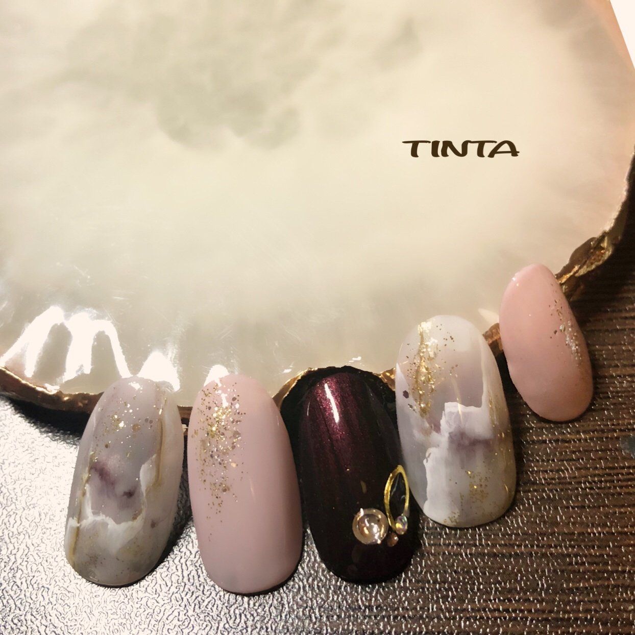 冬 オールシーズン バレンタイン デート ハンド Nail Tinta14のネイルデザイン No ネイルブック