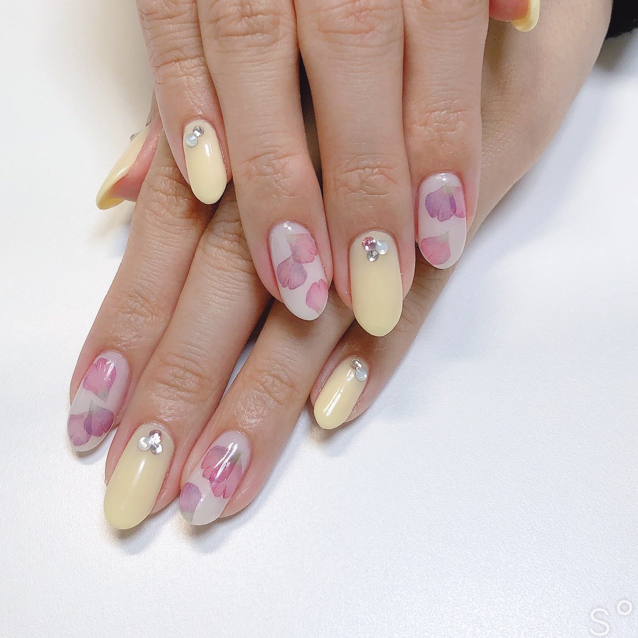 Cee Nailのネイルデザイン No ネイルブック