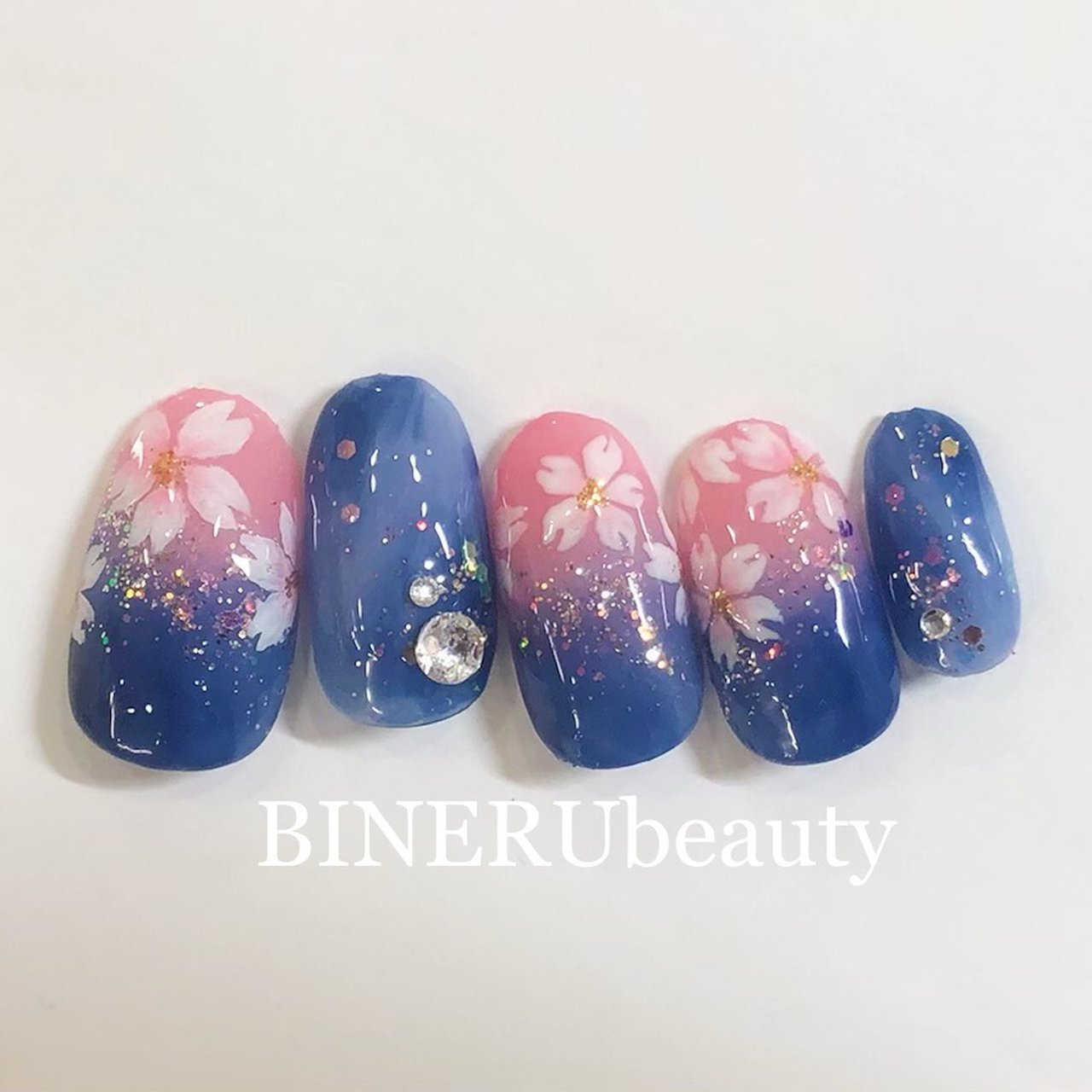 Bineru Beautyのネイルデザイン No ネイルブック