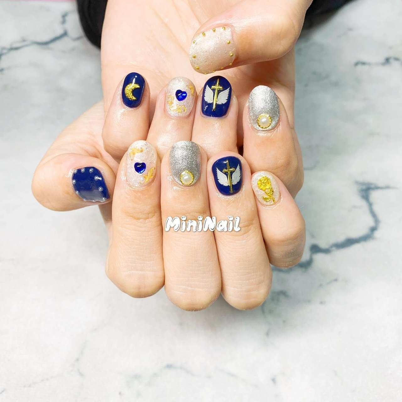 オールシーズン オフィス デート 女子会 ハンド Lobo Jhuのネイルデザイン No ネイルブック