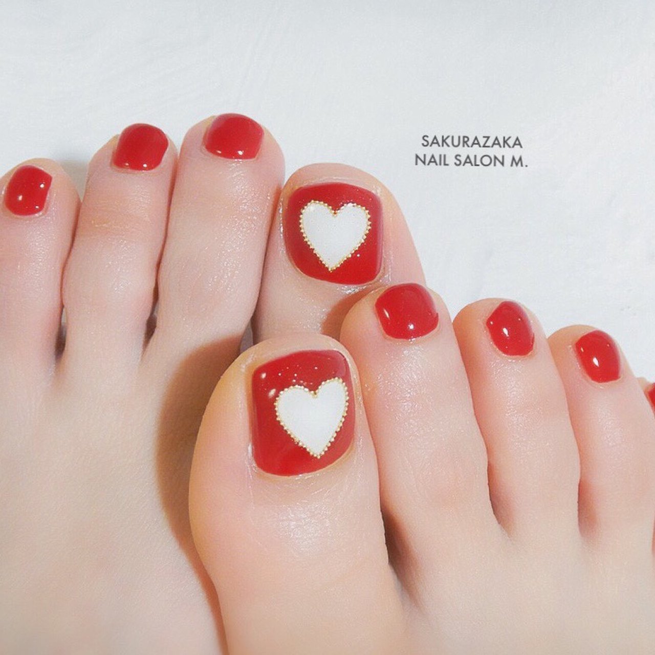 オールシーズン バレンタイン フット ハート ショート 桜坂ネイルサロンm のネイルデザイン No ネイルブック