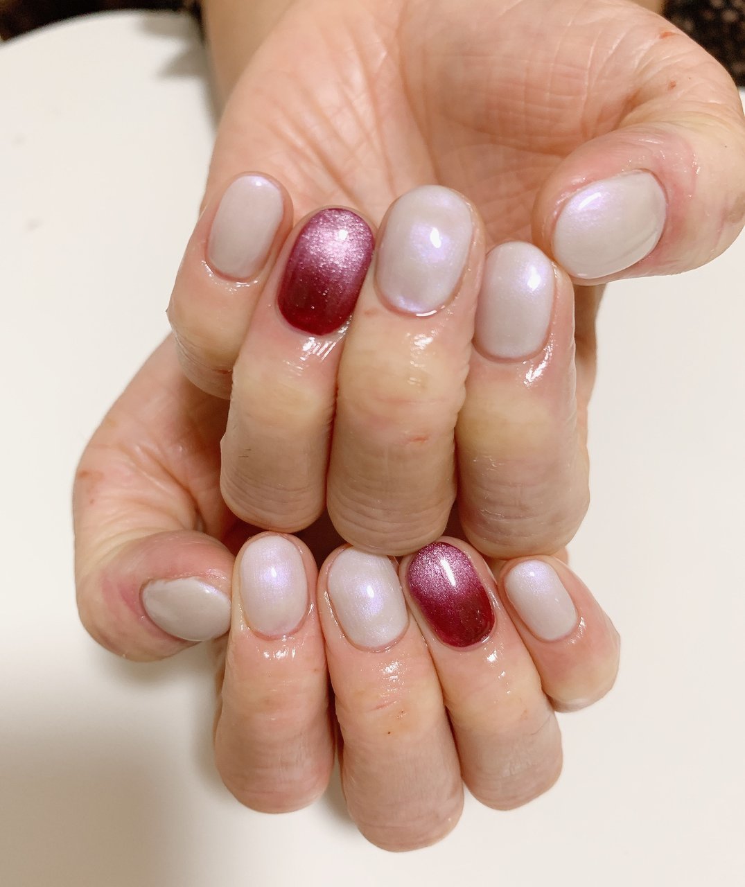 オールシーズン ハンド マグネット ショート ホワイト One 1 Nailのネイルデザイン No ネイルブック