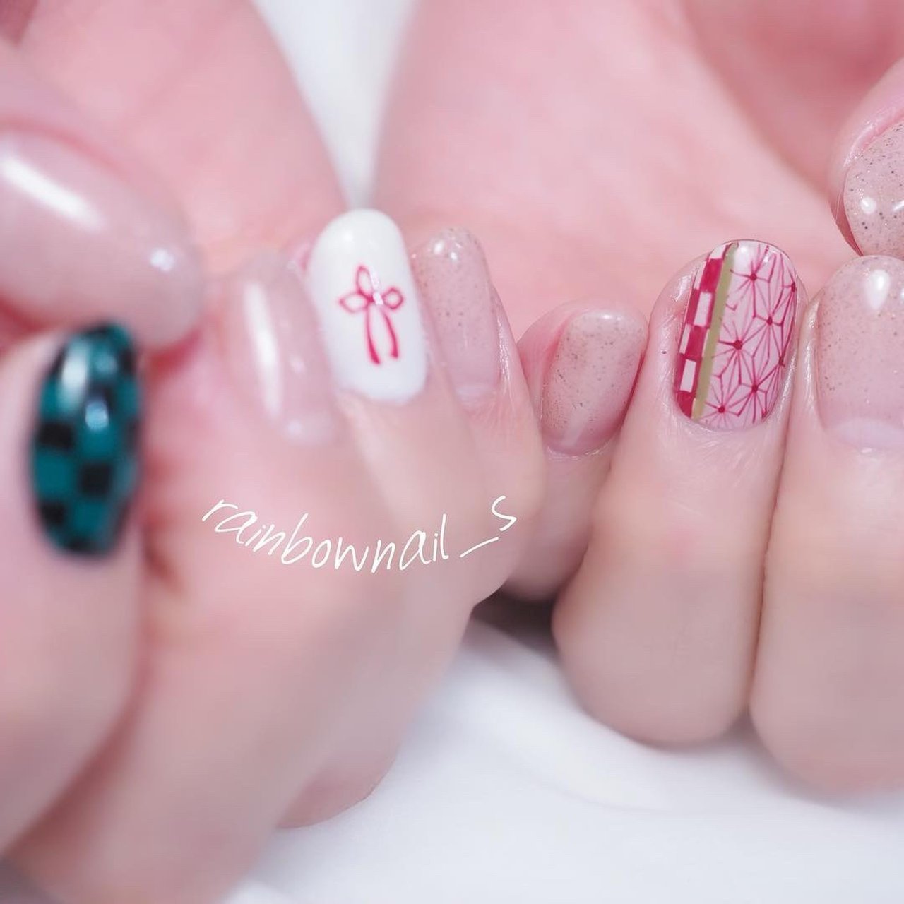 ピンク レッド グリーン Rainbownailsのネイルデザイン No ネイルブック