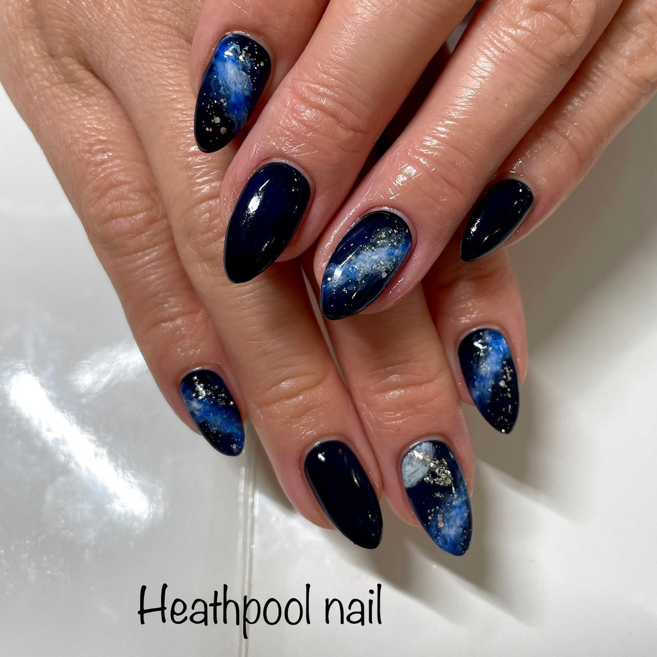 ハンド ホログラム ラメ ギャラクシー ネイビー Heathpoolnailのネイルデザイン No ネイルブック