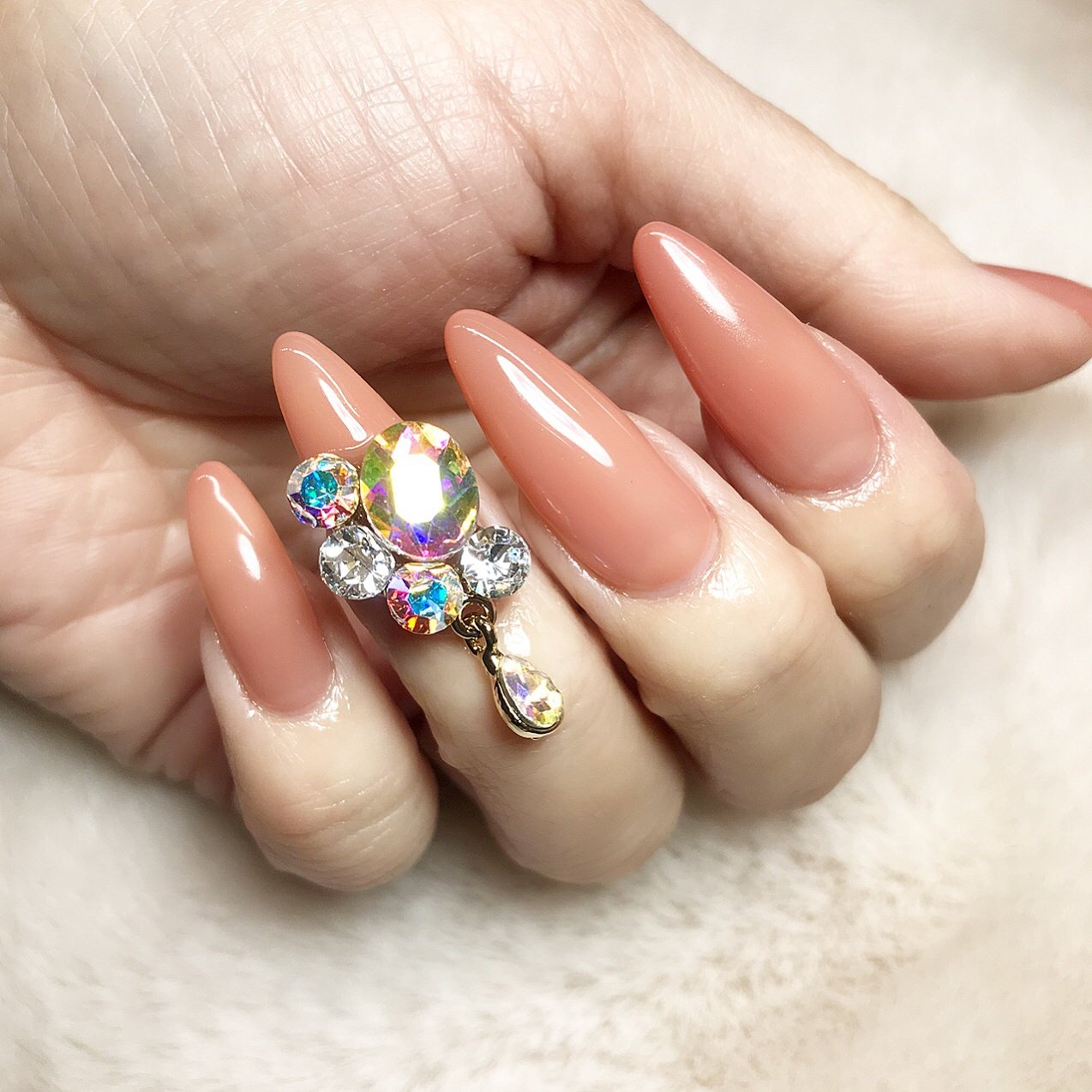 オールシーズン ハンド シンプル ビジュー ロング Nailsalon Clochetteのネイルデザイン No ネイルブック