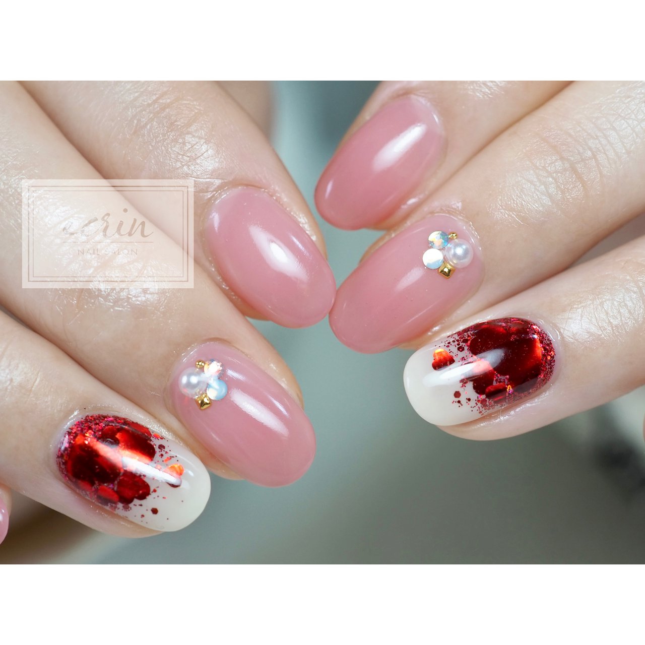 バレンタイン ハンド ホログラム ワンカラー ピンク Nail Ecrinのネイルデザイン No ネイルブック