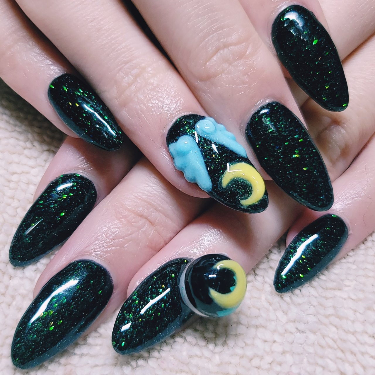 冬 ライブ ハロウィン 女子会 ハンド Hylovesnailのネイルデザイン No ネイルブック