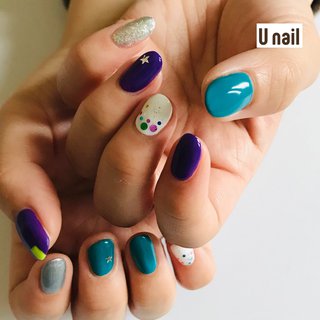 シンプルだけど個性的 のネイルデザイン ネイルブック