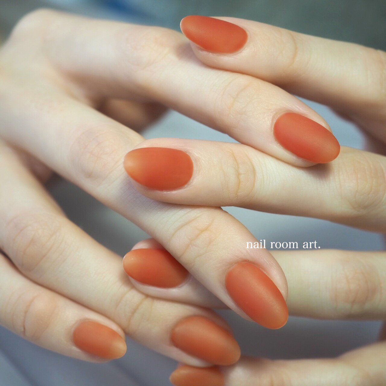 オールシーズン ハンド シンプル ワンカラー オレンジ Nail Room Art のネイルデザイン No ネイルブック