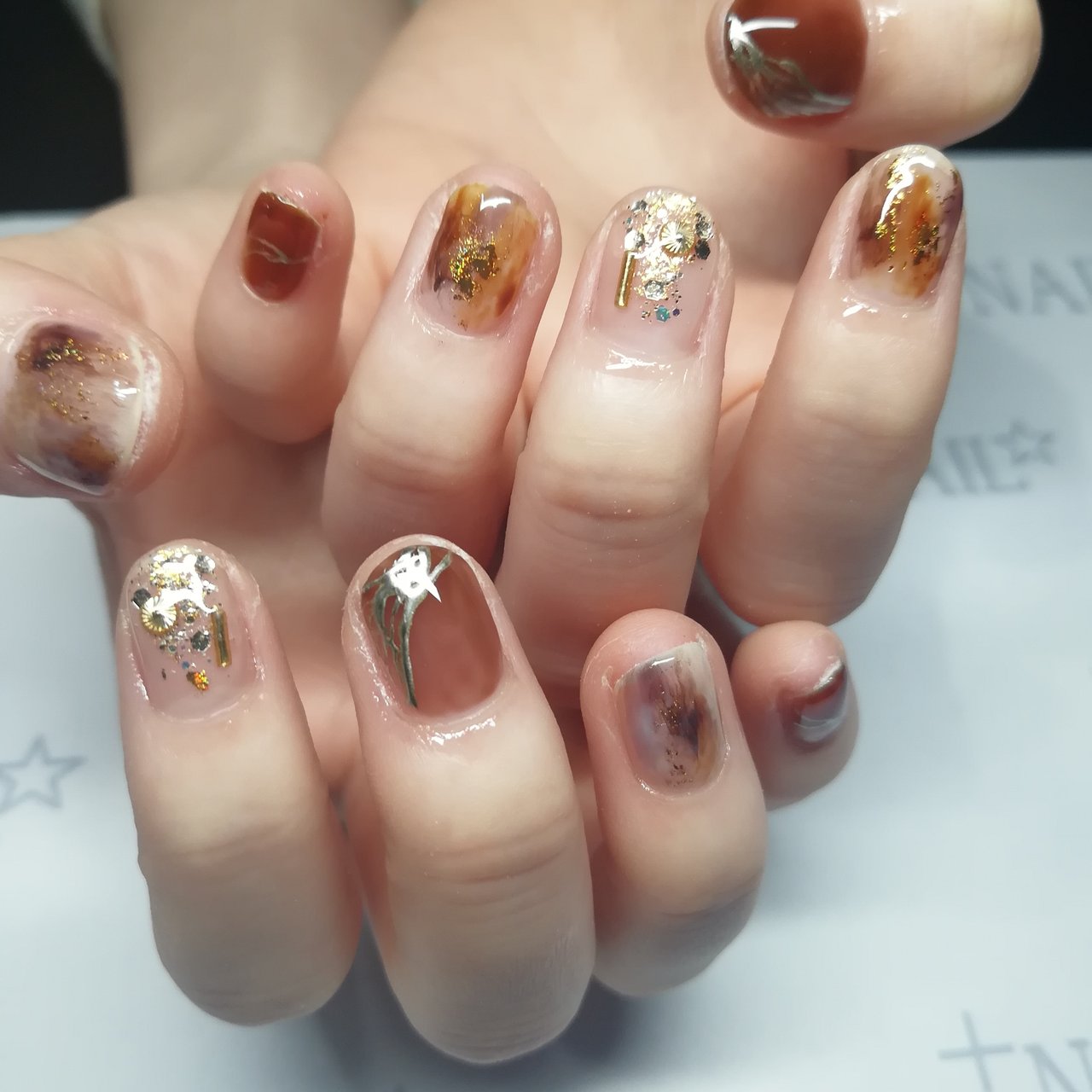 秋 冬 ハンド ニュアンス ショート あやねちんのネイルデザイン No ネイルブック