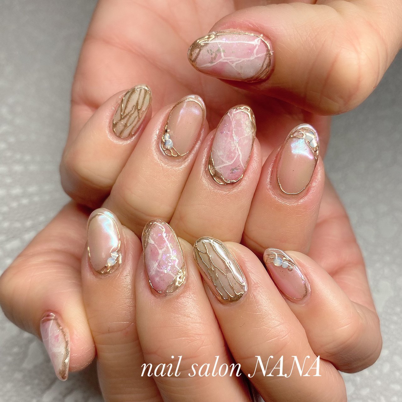 春 オールシーズン ハンド 大理石 ニュアンス Nail Salon Nanaのネイルデザイン No ネイルブック