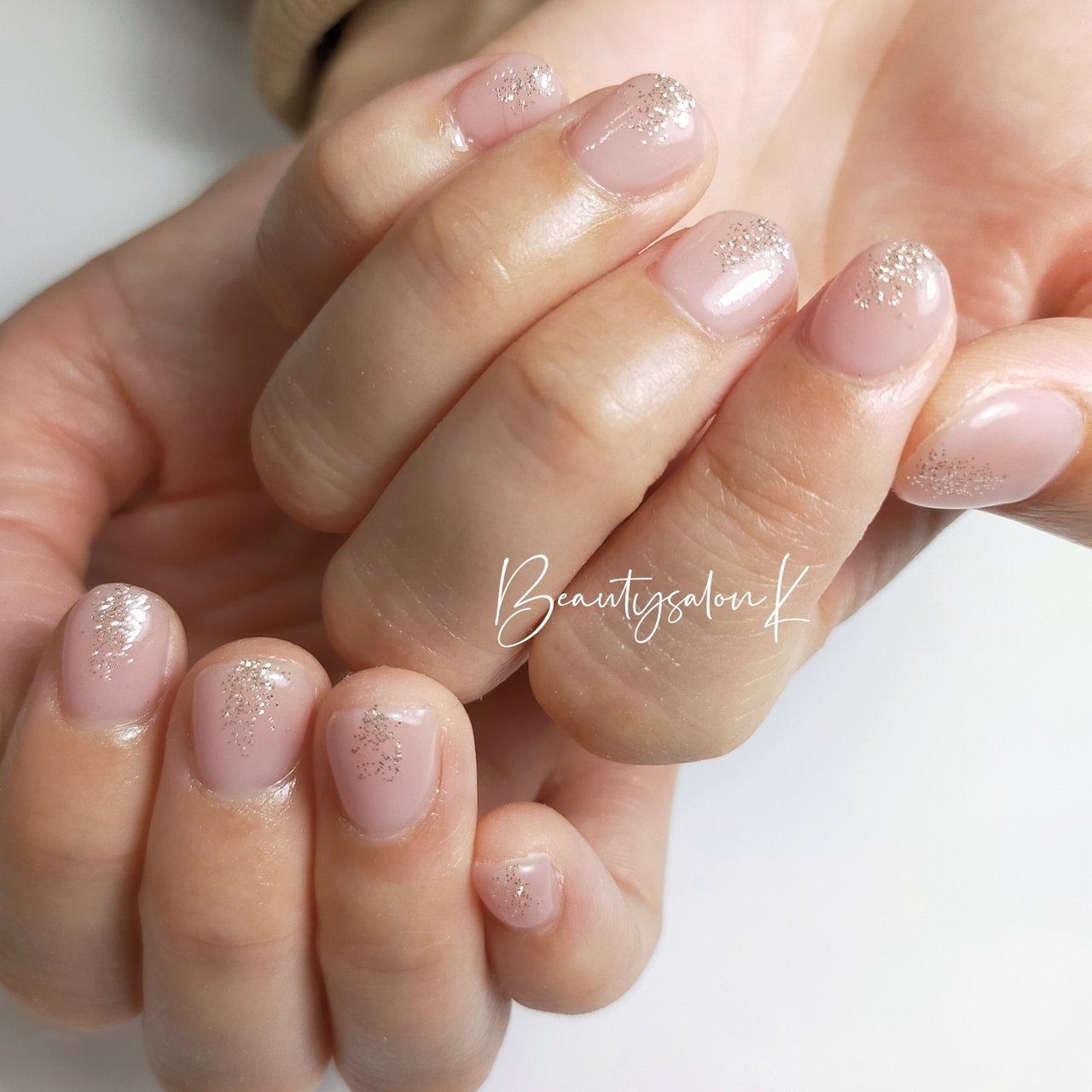 オールシーズン ハンド シンプル ラメ ショート Beautysalonk エステ ネイルのネイルデザイン No ネイルブック