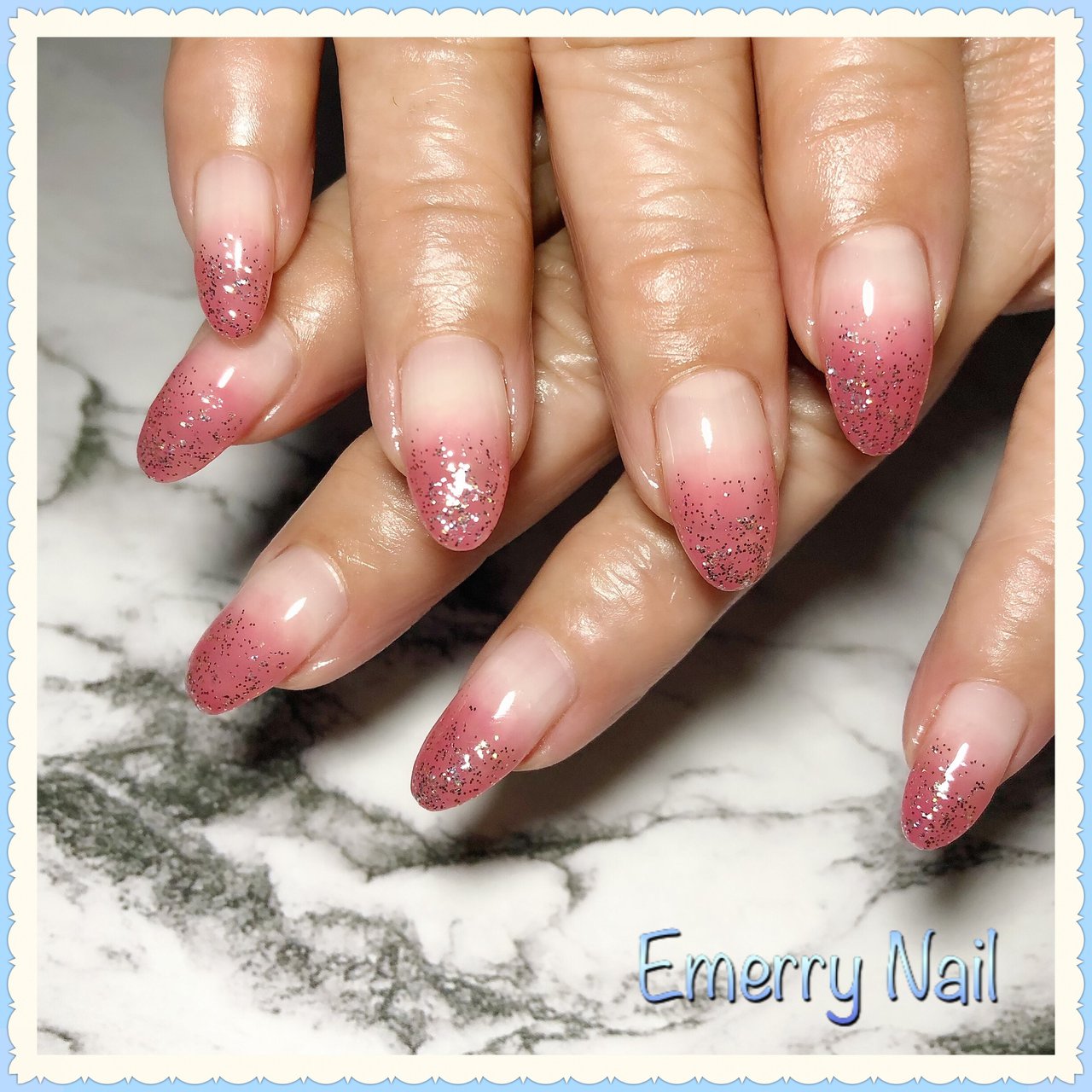 オールシーズン ハンド シンプル グラデーション ラメ Emerry Nail えみのネイルデザイン No ネイルブック