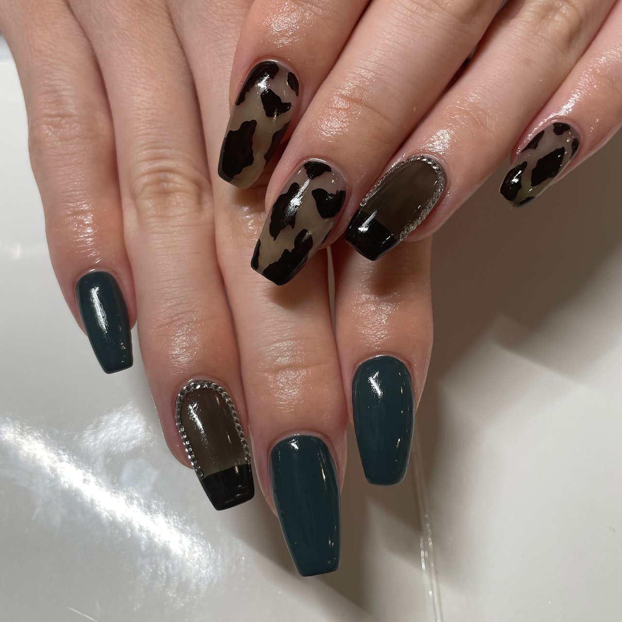 ハンド アニマル柄 シースルー チェーン グリーン Heathpoolnailのネイルデザイン No ネイルブック