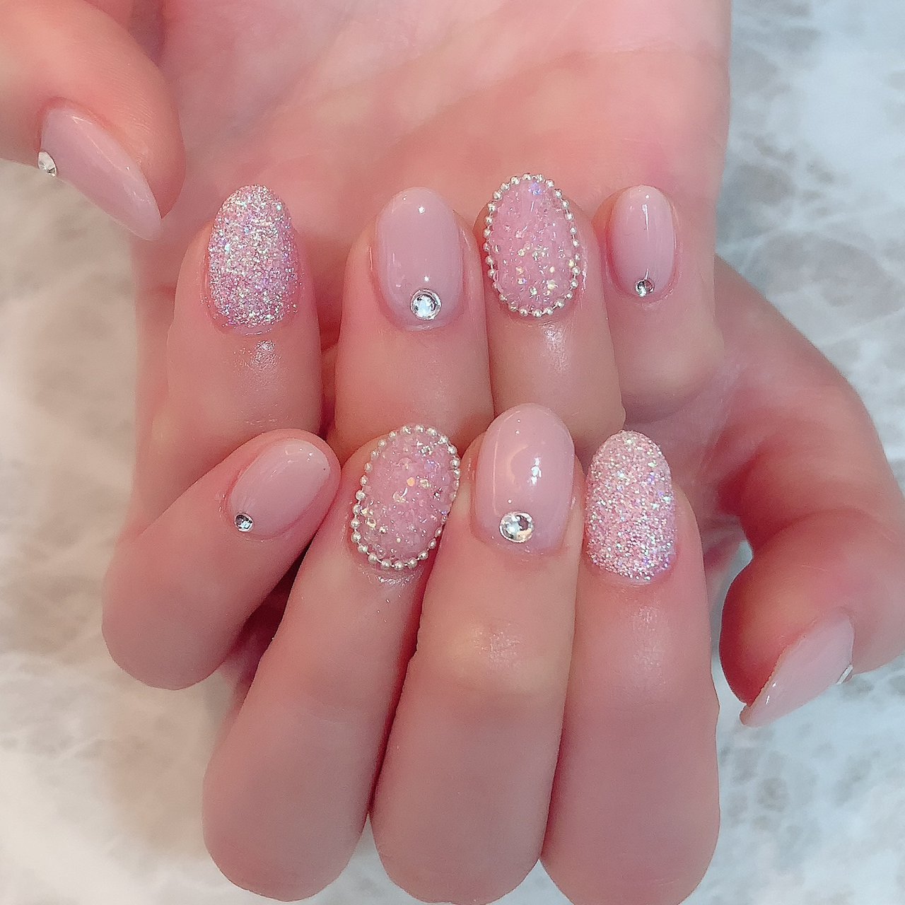 オールシーズン ハンド ビジュー クリスタルピクシー ショート Nailsalondecorのネイルデザイン No ネイルブック