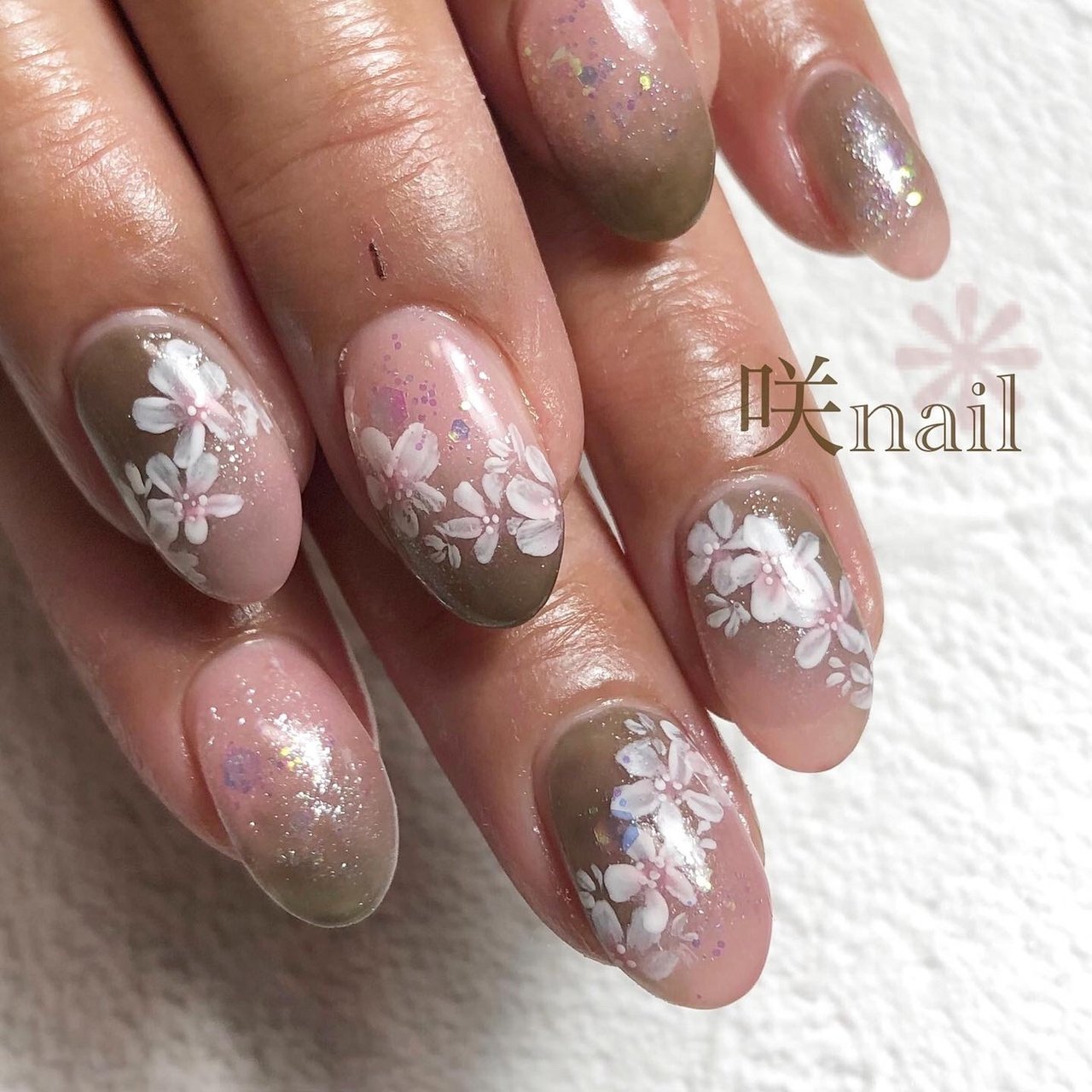 春 お正月 成人式 卒業式 ハンド 咲nail サキネイル のネイルデザイン No ネイルブック