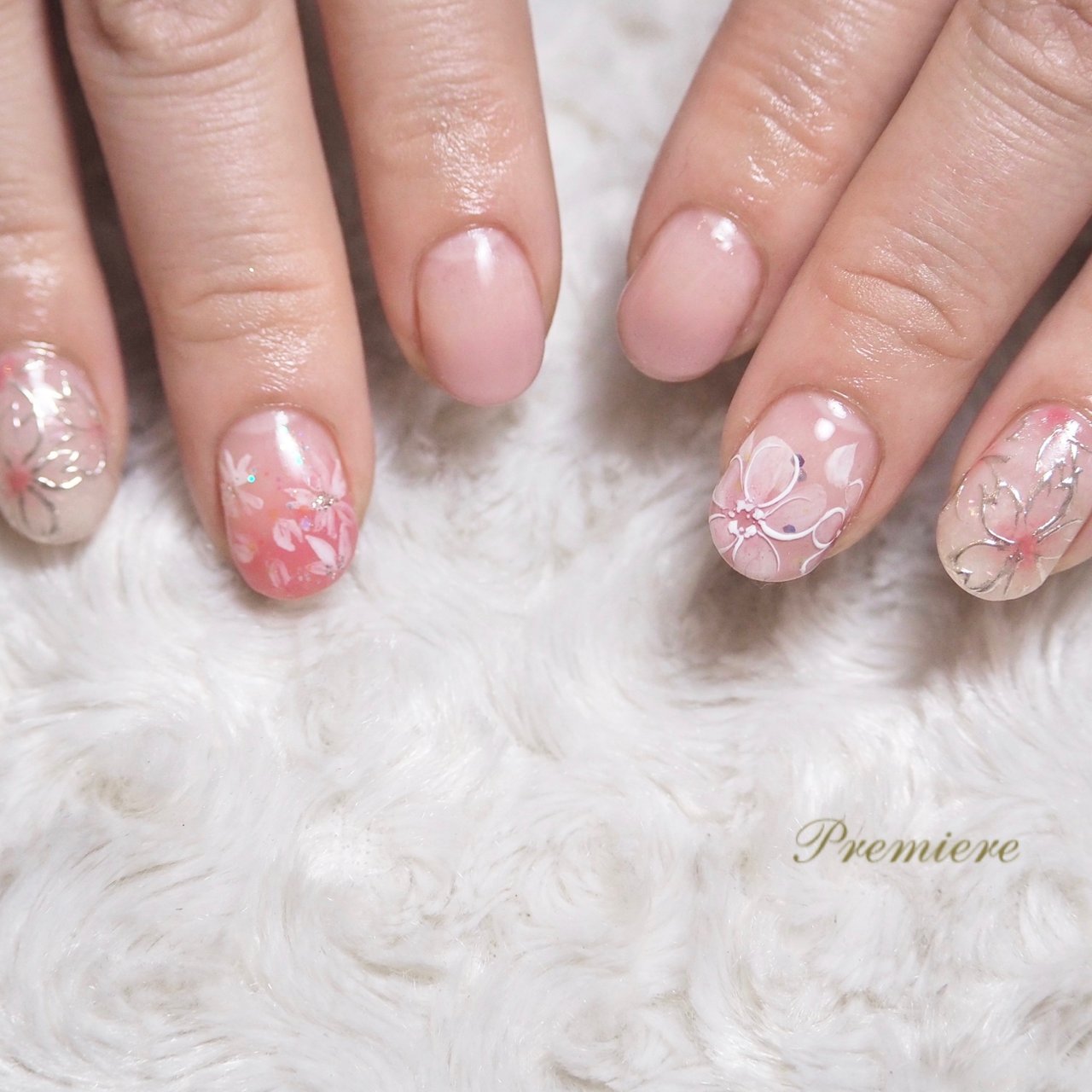 春 ハンド グラデーション フラワー ショート Premiere プルミエール 錦糸町のネイルデザイン No ネイルブック