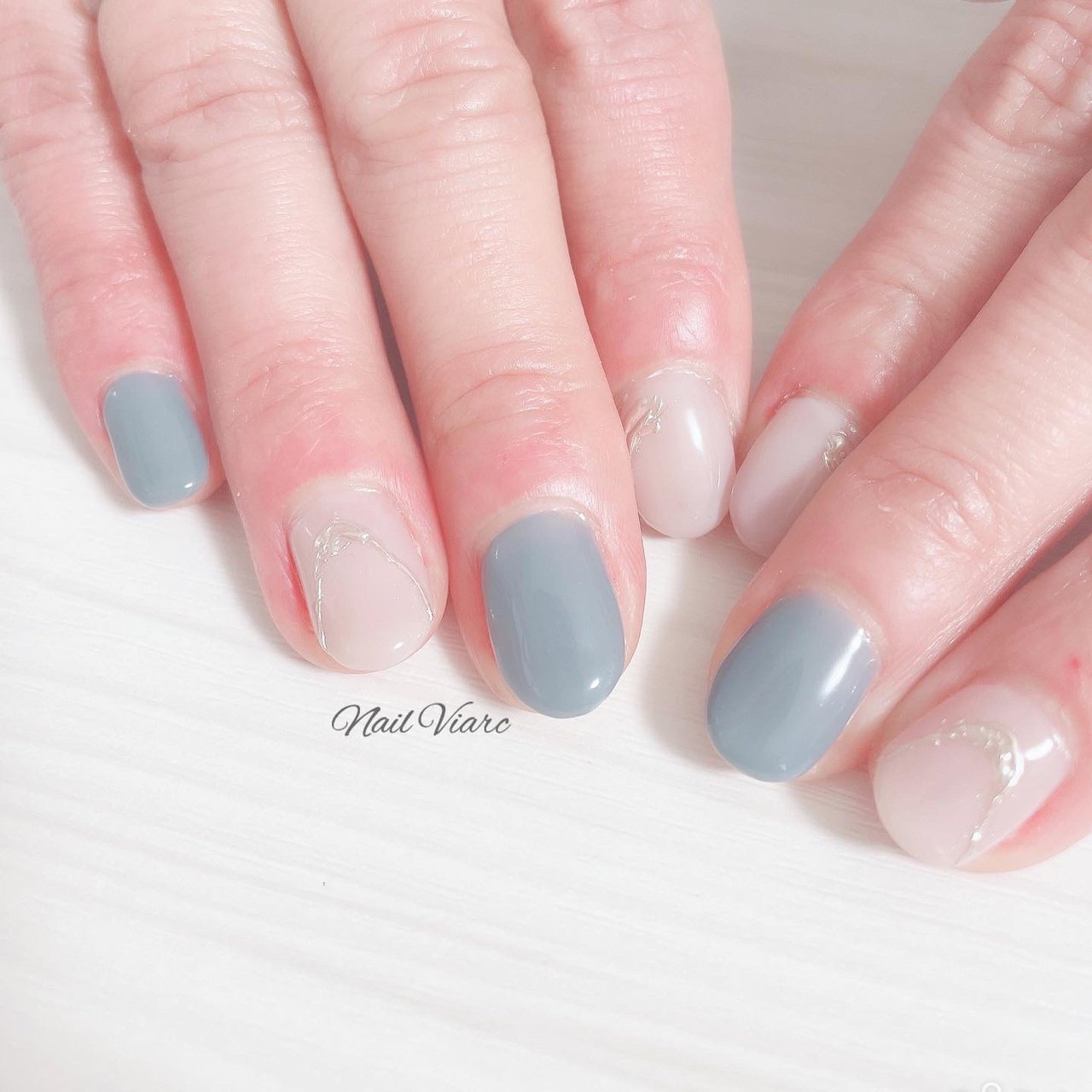 夏 オフィス ハンド シンプル ニュアンス Nail Viarc Mihoのネイルデザイン No ネイルブック