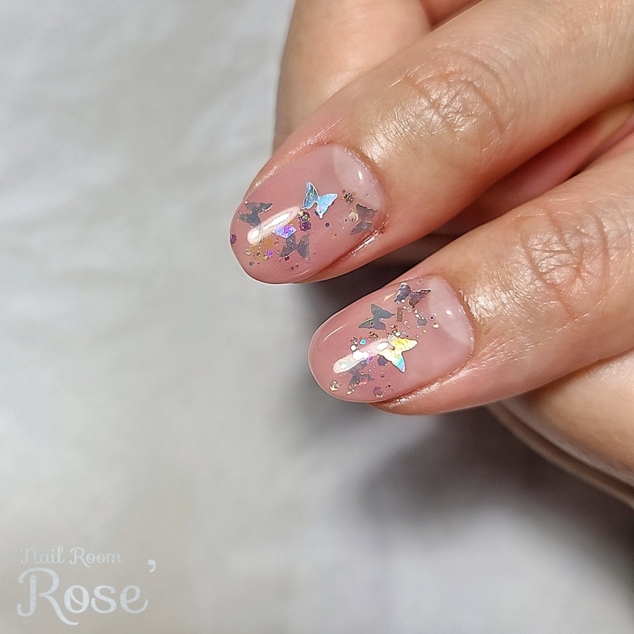 春 ハンド シンプル グラデーション ホログラム 三軒茶屋 Rose のネイルデザイン No ネイルブック