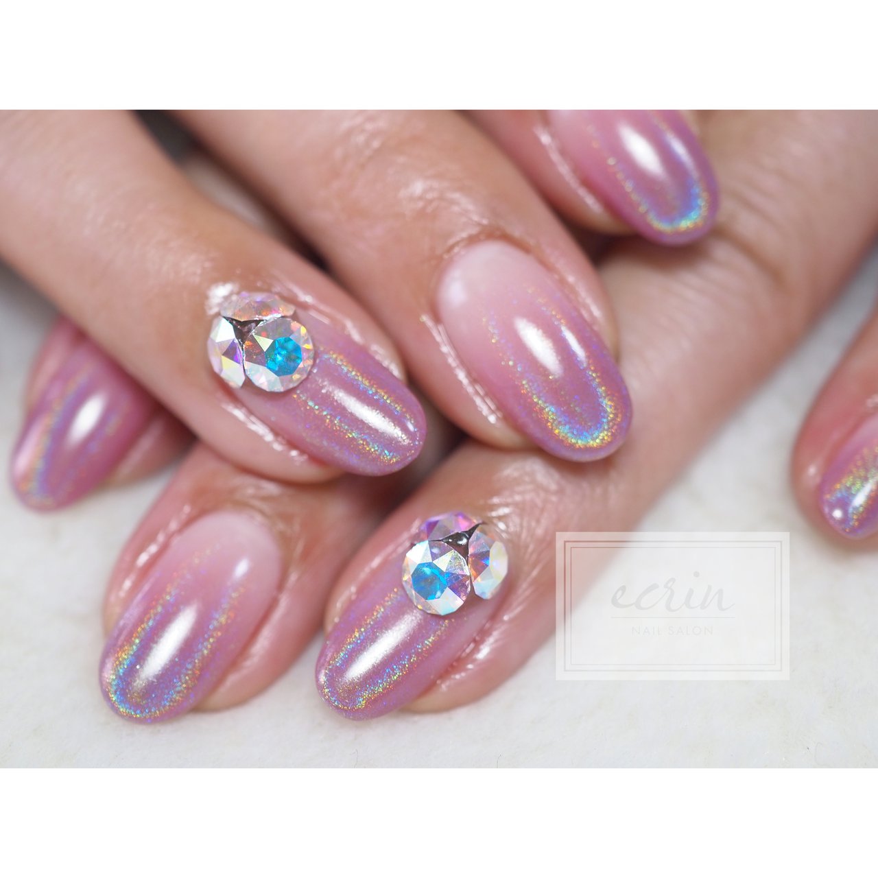 夏 オールシーズン ビジュー ユニコーン ピンク Nail Ecrinのネイルデザイン No ネイルブック