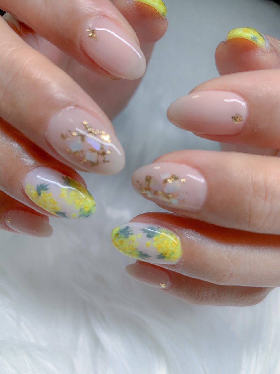 春 ハンド フラワー ベージュ ピンク Unaunahappyのネイルデザイン No ネイルブック