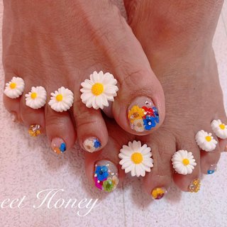 押し花ネイル🌼🌷︎ 指がブーケみたいで可愛いですね💐

#ジェルネイル #押し花ネイル #オールシーズンネイル #派手ネイル #花束 #ネイルサロン #プライベートサロン #女子力 #自宅サロン #豊田市 #愛知県 #みよし市 #日進市 #豊明市 #知立市 #東郷町 #フットネイル #ペディキュア #夜職 #キャバ嬢 #風俗嬢 #深夜営業 #深夜営業ネイルサロン #春 #オールシーズン #デート #フット #フラワー #デコ #押し花 #ショート #クリア #カラフル #ジェルネイル #お客様 #🐰🎀♡ʾʾ #ネイルブック