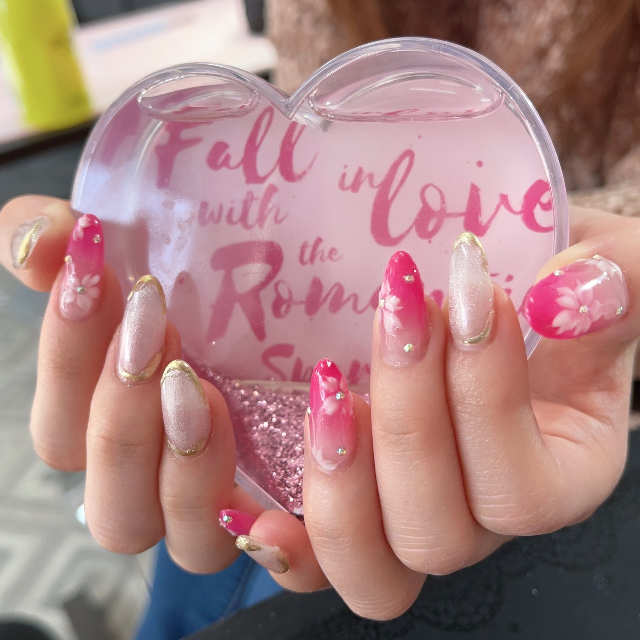 春 ハンド 3d ミディアム ホワイト Pacey ペイシー のネイルデザイン No ネイルブック