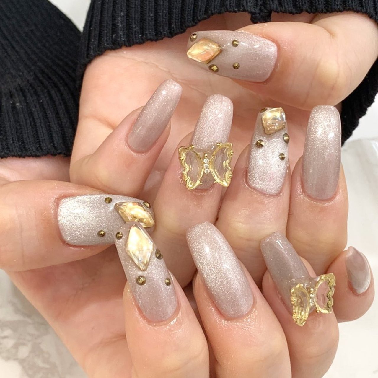 マグネット スカルプチュア Nailsgogo Shibuya Nailsalonのネイルデザイン No ネイルブック